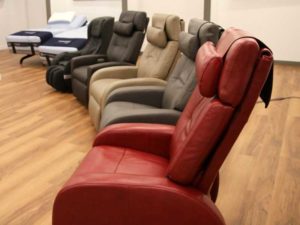 Sioux Falls, SD Leather Lift Recliners